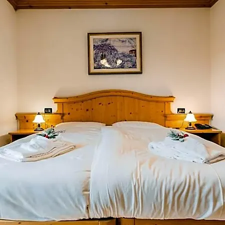 Dolomiti Di De Martin D Oscar Hotel